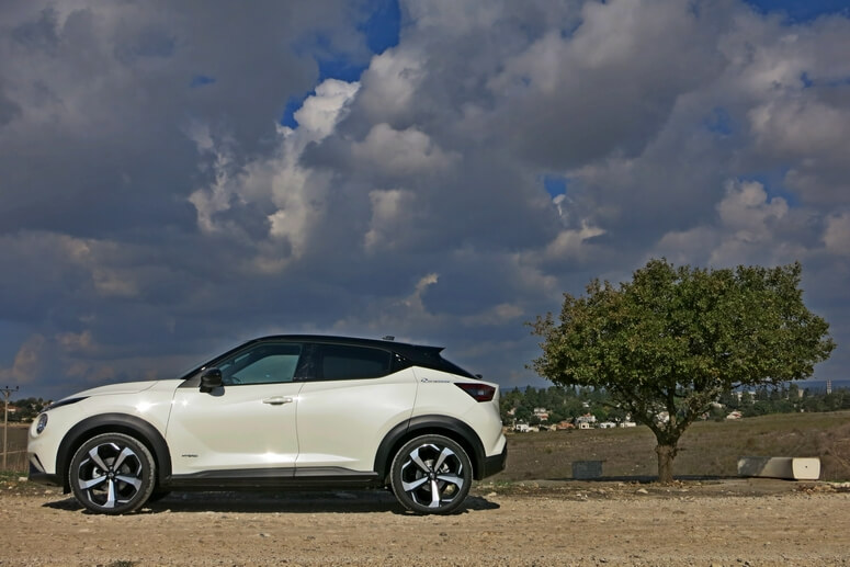 ניסאן ג'וק היברידי